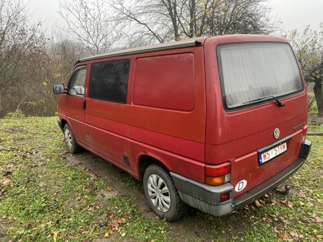 Червоний Фольксваген Transporter, об'ємом двигуна 1.9 л та пробігом 250 тис. км за 2700 $, фото 4 на Automoto.ua