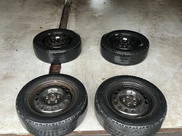 Фольксваген Transporter 1996 у Харкові на Automoto.ua Червоний Фольксваген Transporter, об'ємом двигуна 1.9 л та пробігом 366 тис. км за 5600 $, фото 13 на Automoto.ua