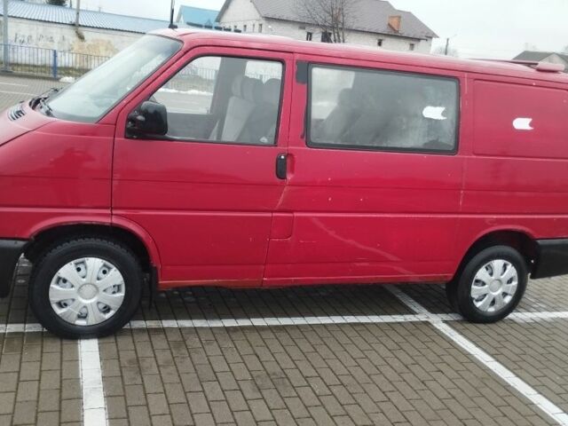 Красный Фольксваген Transporter, объемом двигателя 9 л и пробегом 4 тыс. км за 2100 $, фото 2 на Automoto.ua