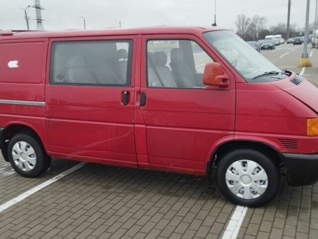 Красный Фольксваген Transporter, объемом двигателя 9 л и пробегом 4 тыс. км за 2100 $, фото 3 на Automoto.ua