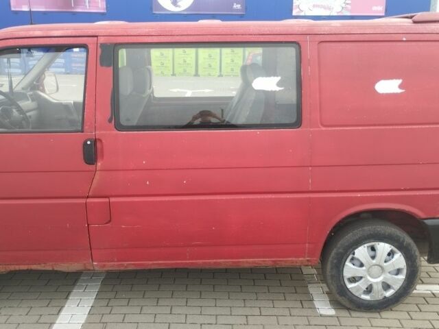 Красный Фольксваген Transporter, объемом двигателя 9 л и пробегом 4 тыс. км за 2300 $, фото 3 на Automoto.ua