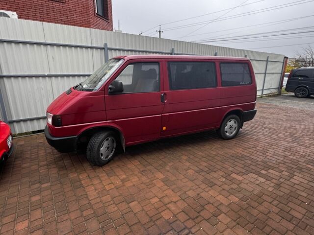 Красный Фольксваген Transporter, объемом двигателя 1.9 л и пробегом 300 тыс. км за 5800 $, фото 3 на Automoto.ua