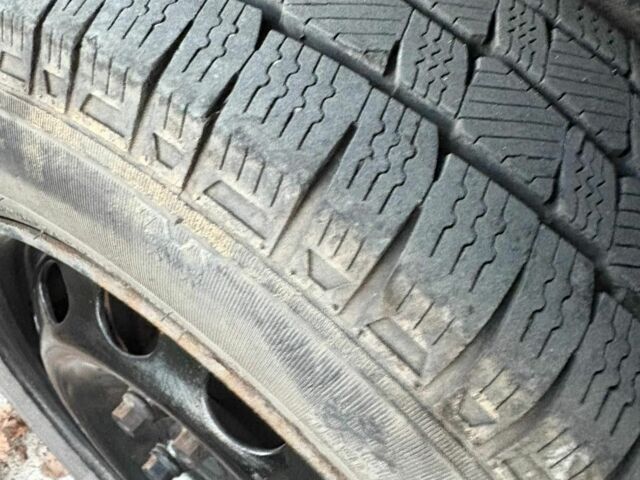 Красный Фольксваген Transporter, объемом двигателя 0 л и пробегом 365 тыс. км за 2600 $, фото 7 на Automoto.ua