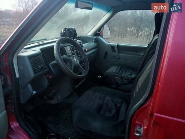 Красный Фольксваген Transporter, объемом двигателя 2.5 л и пробегом 613 тыс. км за 4300 $, фото 18 на Automoto.ua