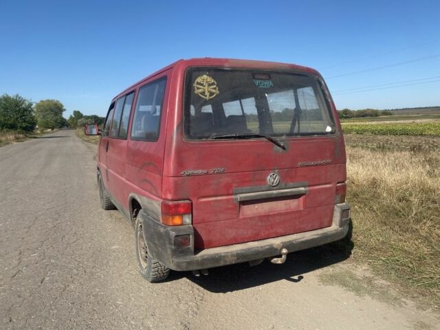 Червоний Фольксваген Transporter, об'ємом двигуна 2.5 л та пробігом 400 тис. км за 2900 $, фото 1 на Automoto.ua