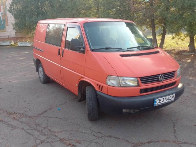 Червоний Фольксваген Transporter, об'ємом двигуна 1.9 л та пробігом 201 тис. км за 7800 $, фото 4 на Automoto.ua