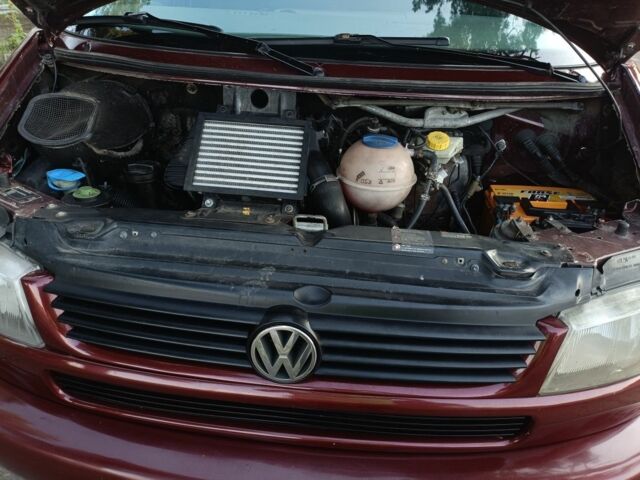 Красный Фольксваген Transporter, объемом двигателя 2.5 л и пробегом 527 тыс. км за 6700 $, фото 15 на Automoto.ua