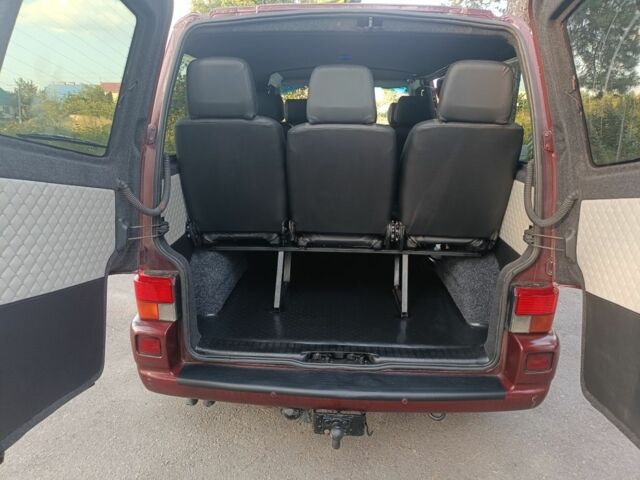 Красный Фольксваген Transporter, объемом двигателя 2.5 л и пробегом 527 тыс. км за 6700 $, фото 16 на Automoto.ua