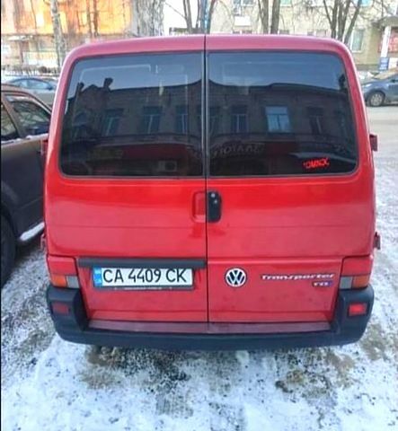 Червоний Фольксваген Transporter, об'ємом двигуна 2.5 л та пробігом 300 тис. км за 6500 $, фото 3 на Automoto.ua