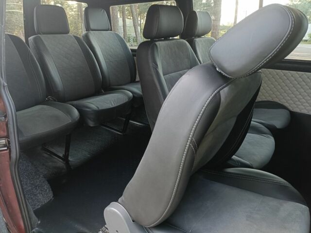 Красный Фольксваген Transporter, объемом двигателя 2.5 л и пробегом 527 тыс. км за 6700 $, фото 19 на Automoto.ua