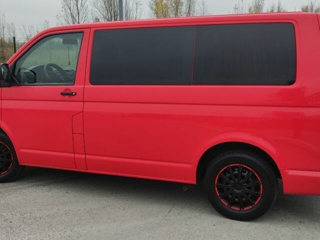 Красный Фольксваген Transporter, объемом двигателя 1.9 л и пробегом 345 тыс. км за 8000 $, фото 14 на Automoto.ua
