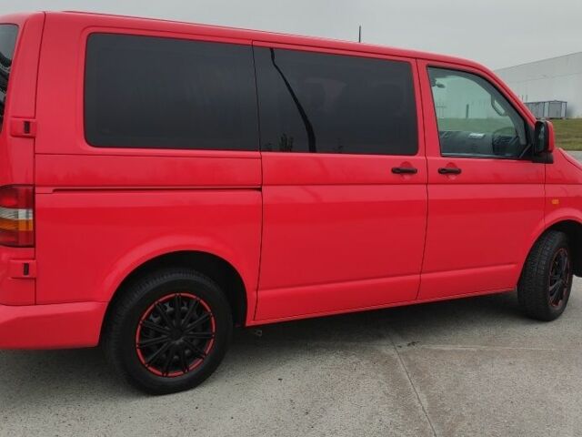 Красный Фольксваген Transporter, объемом двигателя 1.9 л и пробегом 345 тыс. км за 8000 $, фото 4 на Automoto.ua