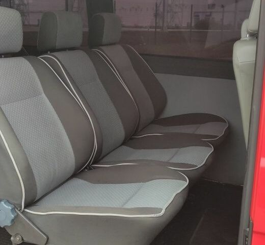 Красный Фольксваген Transporter, объемом двигателя 1.9 л и пробегом 345 тыс. км за 8000 $, фото 10 на Automoto.ua