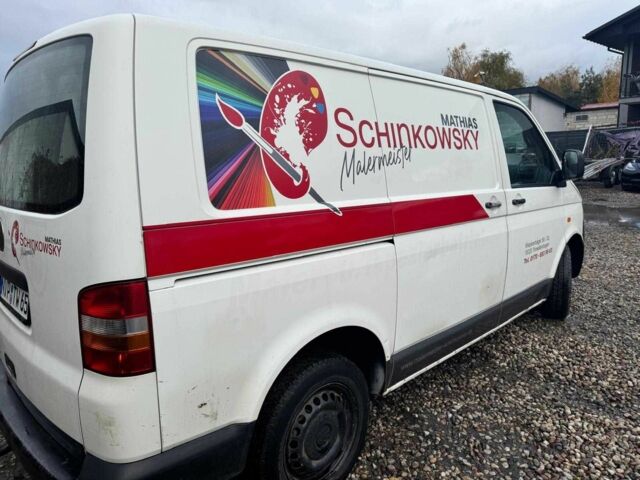 Красный Фольксваген Transporter, объемом двигателя 1.9 л и пробегом 274 тыс. км за 3714 $, фото 3 на Automoto.ua