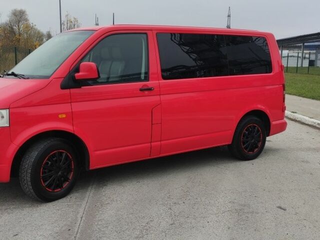 Красный Фольксваген Transporter, объемом двигателя 1.9 л и пробегом 345 тыс. км за 8000 $, фото 16 на Automoto.ua