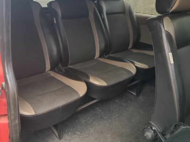 Красный Фольксваген Transporter, объемом двигателя 1.9 л и пробегом 400 тыс. км за 8500 $, фото 7 на Automoto.ua