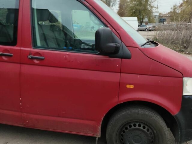 Червоний Фольксваген Transporter, об'ємом двигуна 2 л та пробігом 250 тис. км за 5300 $, фото 4 на Automoto.ua