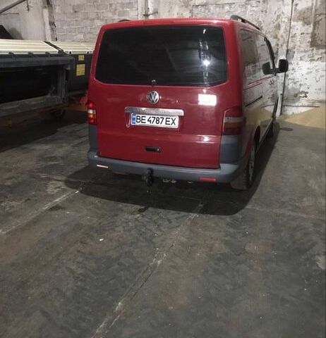 Червоний Фольксваген Transporter, об'ємом двигуна 2.5 л та пробігом 190 тис. км за 10200 $, фото 1 на Automoto.ua