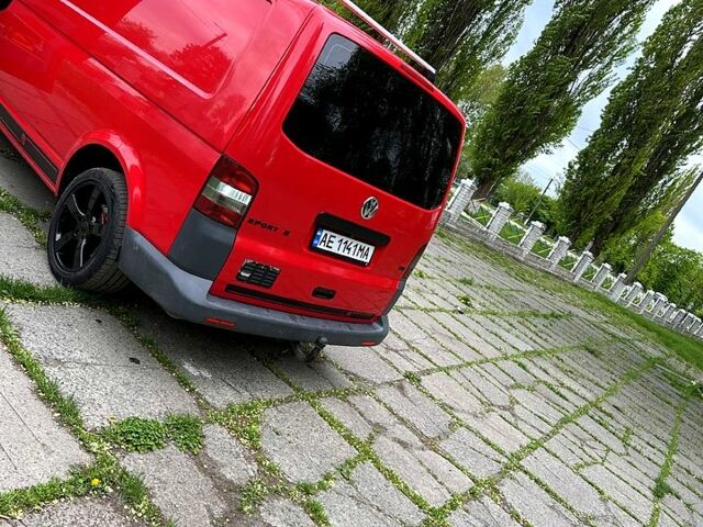 Червоний Фольксваген Transporter, об'ємом двигуна 2 л та пробігом 330 тис. км за 11500 $, фото 5 на Automoto.ua