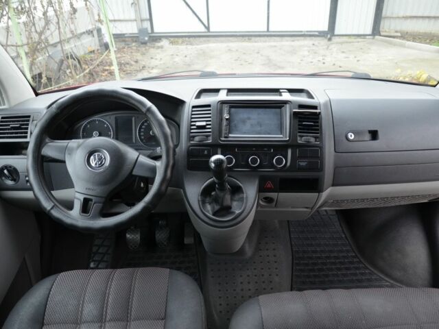 Червоний Фольксваген Transporter, об'ємом двигуна 2 л та пробігом 446 тис. км за 14100 $, фото 13 на Automoto.ua