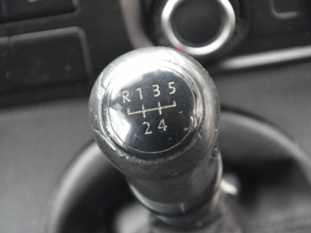 Червоний Фольксваген Transporter, об'ємом двигуна 2 л та пробігом 446 тис. км за 14100 $, фото 18 на Automoto.ua