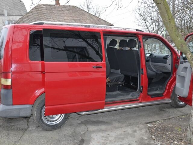 Червоний Фольксваген Transporter, об'ємом двигуна 2 л та пробігом 446 тис. км за 14100 $, фото 4 на Automoto.ua