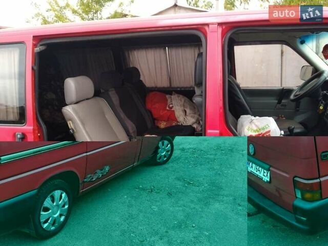 Красный Фольксваген Transporter, объемом двигателя 2 л и пробегом 50 тыс. км за 4500 $, фото 3 на Automoto.ua