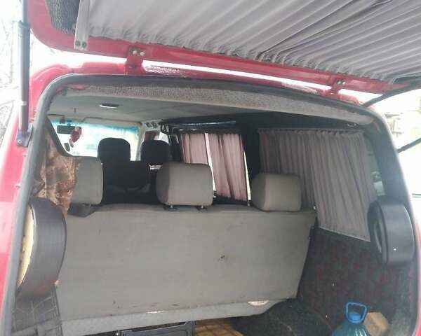 Красный Фольксваген Transporter, объемом двигателя 2 л и пробегом 50 тыс. км за 4500 $, фото 15 на Automoto.ua
