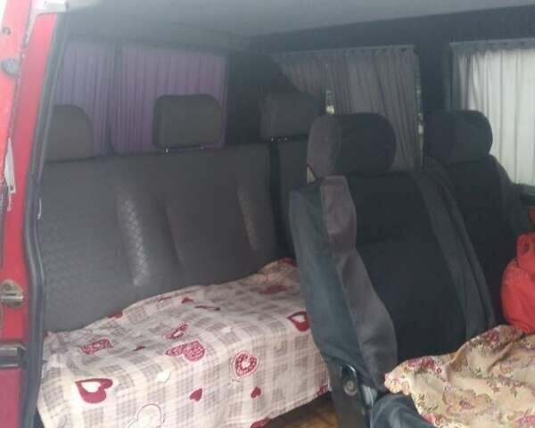Красный Фольксваген Transporter, объемом двигателя 2 л и пробегом 50 тыс. км за 4500 $, фото 11 на Automoto.ua