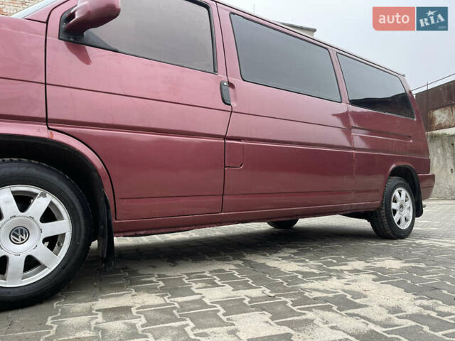 Красный Фольксваген Transporter, объемом двигателя 1.97 л и пробегом 300 тыс. км за 2999 $, фото 30 на Automoto.ua