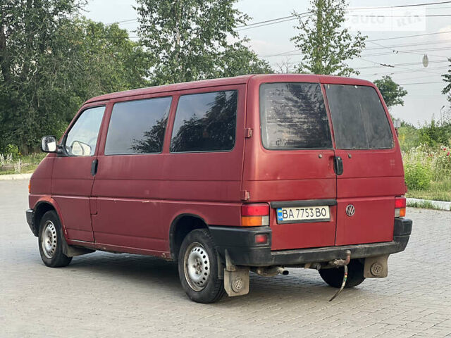 Красный Фольксваген Transporter, объемом двигателя 1.9 л и пробегом 324 тыс. км за 3200 $, фото 4 на Automoto.ua