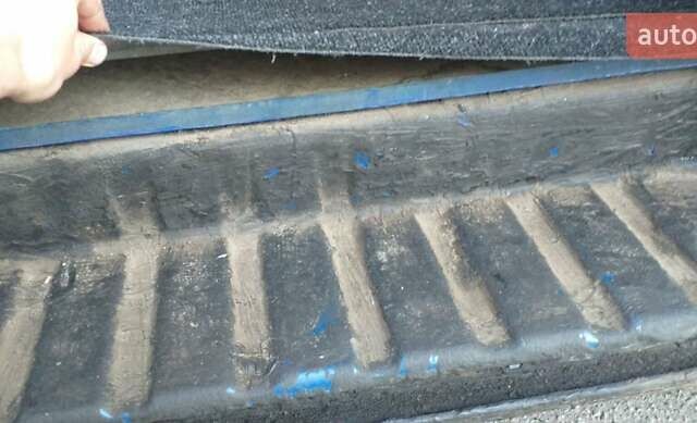 Червоний Фольксваген Transporter, об'ємом двигуна 2.4 л та пробігом 459 тис. км за 5200 $, фото 23 на Automoto.ua