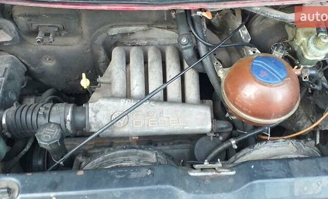 Червоний Фольксваген Transporter, об'ємом двигуна 2.4 л та пробігом 459 тис. км за 5200 $, фото 30 на Automoto.ua