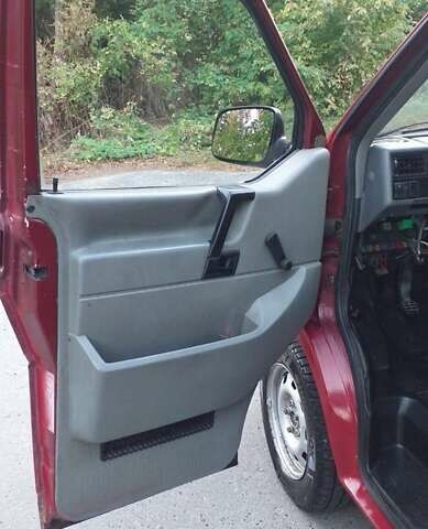 Червоний Фольксваген Transporter, об'ємом двигуна 2.4 л та пробігом 459 тис. км за 5200 $, фото 8 на Automoto.ua