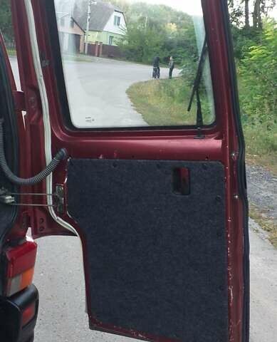 Червоний Фольксваген Transporter, об'ємом двигуна 2.4 л та пробігом 459 тис. км за 5200 $, фото 10 на Automoto.ua