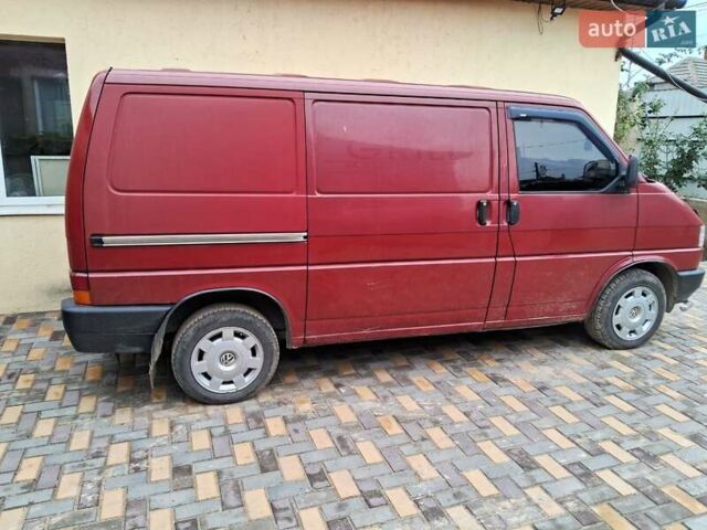 Красный Фольксваген Transporter, объемом двигателя 1.9 л и пробегом 414 тыс. км за 4500 $, фото 11 на Automoto.ua