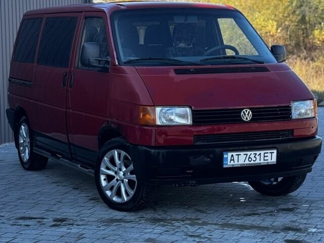 Красный Фольксваген Transporter, объемом двигателя 1.9 л и пробегом 324 тыс. км за 4500 $, фото 1 на Automoto.ua
