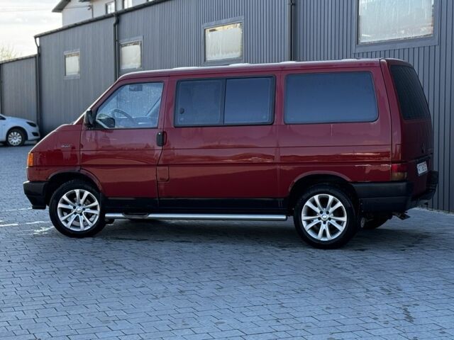 Красный Фольксваген Transporter, объемом двигателя 1.9 л и пробегом 324 тыс. км за 4500 $, фото 4 на Automoto.ua