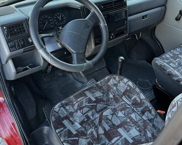 Красный Фольксваген Transporter, объемом двигателя 1.9 л и пробегом 324 тыс. км за 4500 $, фото 17 на Automoto.ua