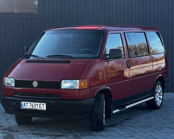 Красный Фольксваген Transporter, объемом двигателя 1.9 л и пробегом 324 тыс. км за 4500 $, фото 6 на Automoto.ua