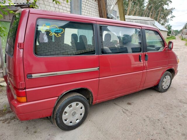 Красный Фольксваген Transporter, объемом двигателя 1.9 л и пробегом 400 тыс. км за 6400 $, фото 2 на Automoto.ua