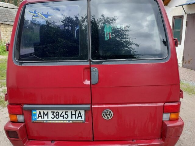 Красный Фольксваген Transporter, объемом двигателя 1.9 л и пробегом 400 тыс. км за 6400 $, фото 7 на Automoto.ua