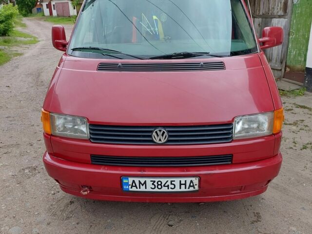 Красный Фольксваген Transporter, объемом двигателя 1.9 л и пробегом 400 тыс. км за 6400 $, фото 4 на Automoto.ua