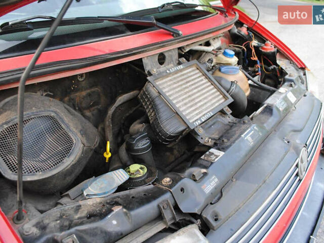 Красный Фольксваген Transporter, объемом двигателя 0 л и пробегом 608 тыс. км за 4300 $, фото 12 на Automoto.ua