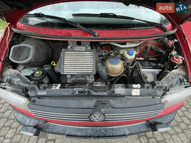Червоний Фольксваген Transporter, об'ємом двигуна 2.46 л та пробігом 608 тис. км за 4599 $, фото 8 на Automoto.ua