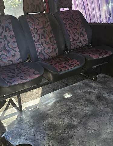 Красный Фольксваген Transporter, объемом двигателя 2.37 л и пробегом 1 тыс. км за 3400 $, фото 6 на Automoto.ua