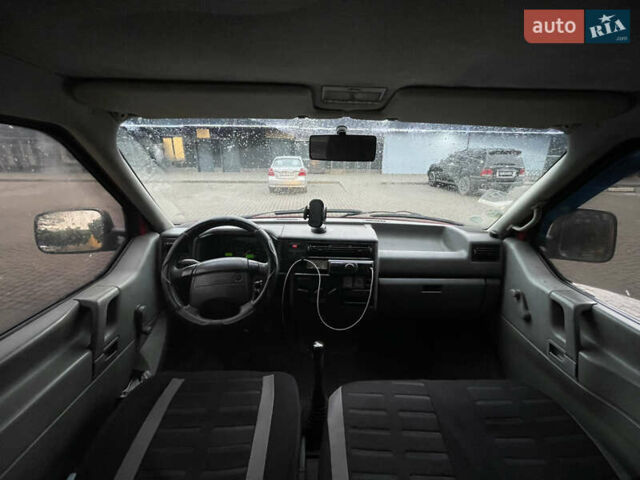 Червоний Фольксваген Transporter, об'ємом двигуна 2.46 л та пробігом 608 тис. км за 4599 $, фото 7 на Automoto.ua