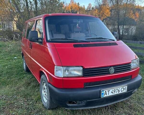 Красный Фольксваген Transporter, объемом двигателя 2.4 л и пробегом 400 тыс. км за 4600 $, фото 14 на Automoto.ua