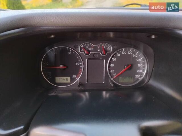 Червоний Фольксваген Transporter, об'ємом двигуна 2.46 л та пробігом 280 тис. км за 8600 $, фото 6 на Automoto.ua