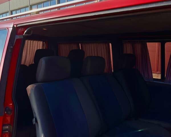 Красный Фольксваген Transporter, объемом двигателя 2.46 л и пробегом 350 тыс. км за 6900 $, фото 17 на Automoto.ua